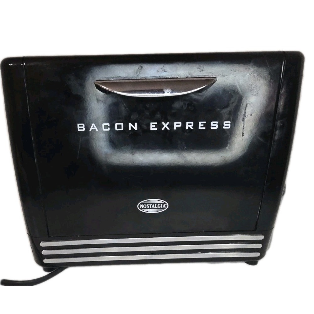 Nostalgia Bacon Express BCN6BK Grill Black‎ . Pre-owned Great Working Condition.